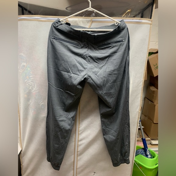 Uniqlo mens L grey jogger pants - Picture 5 of 6